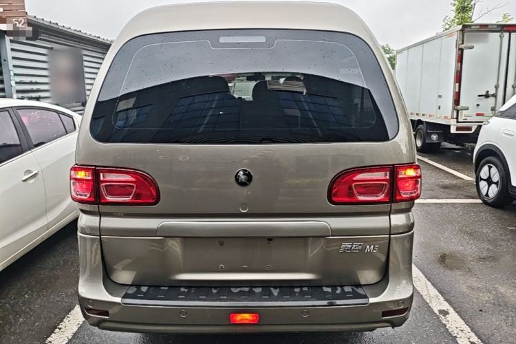 Used FORTHING Lingzhi 2022 M5L 1.6L Utility Model 7 Seats Rear