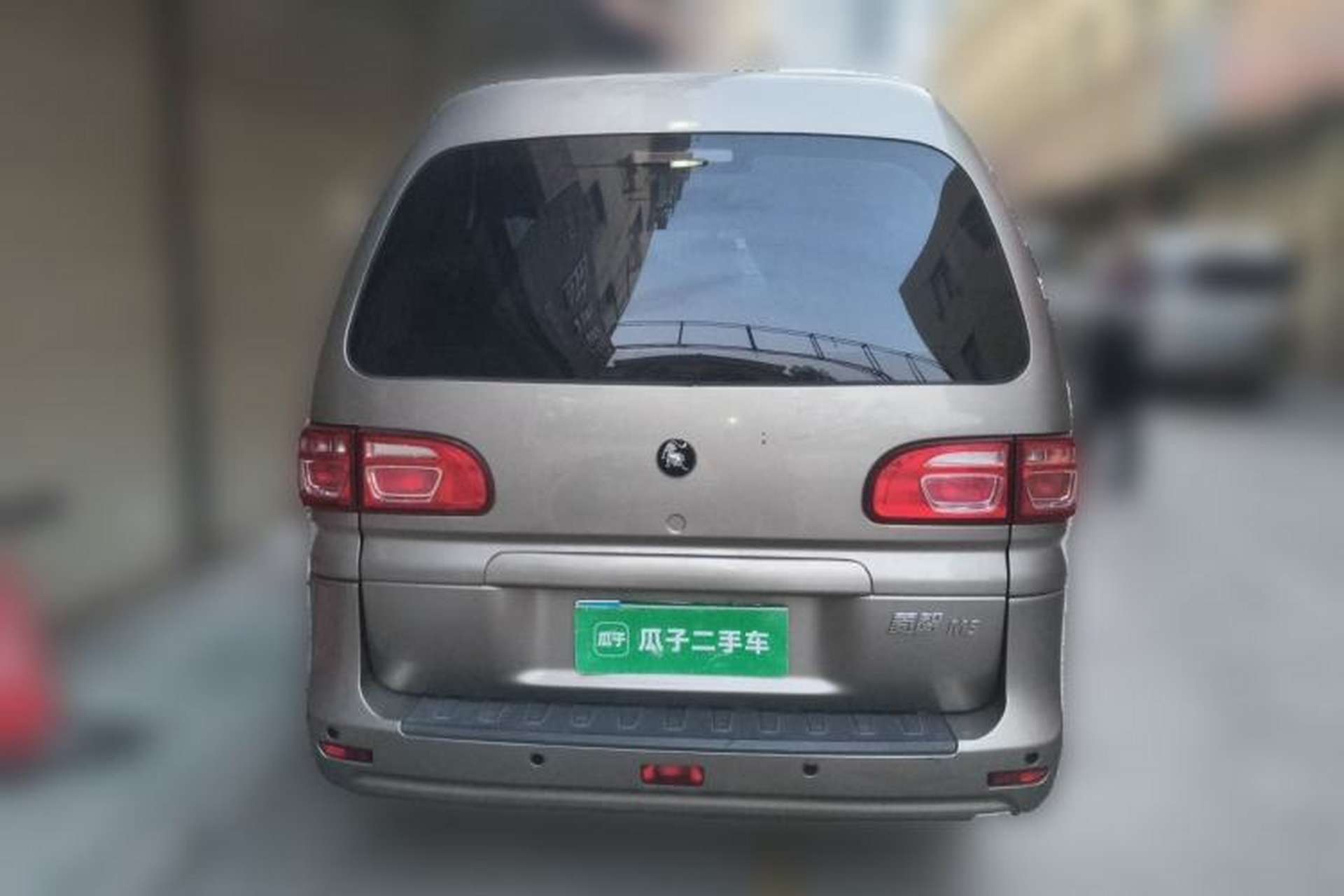 Used FORTHING Lingzhi 2022 M5 1.6L Practical Model 5 Seats Rear