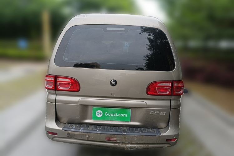 Used FORTHING Lingzhi 2022 M5 1.6L Practical Model 5 Seats Rear