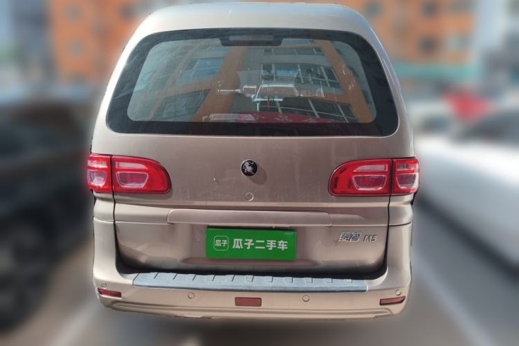 Used FORTHING Lingzhi 2022 M5 1.6L Practical Model 5 Seats Rear