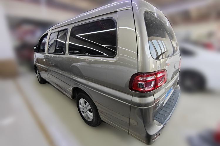 Used FORTHING Lingzhi 2022 M5L 2.0L Utility Model 7 Seats Rear Left 45 Deg