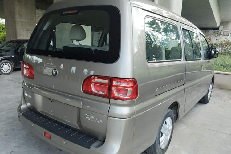 Used FORTHING Lingzhi 2022 M5L 2.0L Utility Model 7 Seats Rear Right 45 Deg