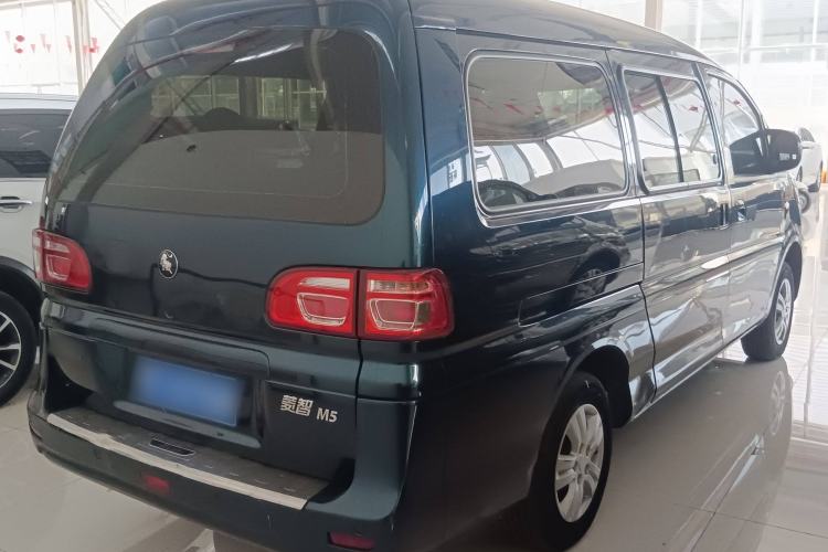 Used FORTHING Lingzhi 2022 M5L 1.6L Utility Model 7 Seats Exterior 3