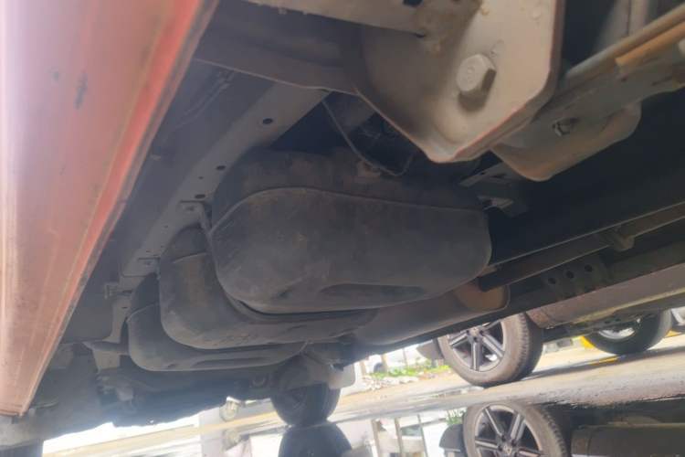 Used FORTHING Lingzhi 2022 V3 1.6L Base Model 2 Seats Chassis Rear Left