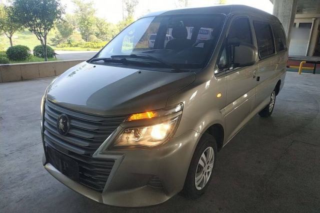 Used FORTHING Lingzhi 2022 Striving Version M5L 2.0L Basic Model 9-Seater