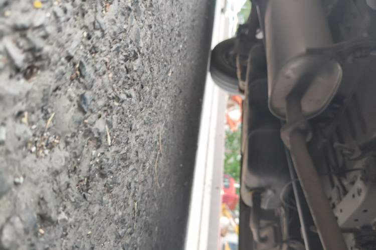 Used FORTHING Lingzhi 2022 M5 1.6L Practical 7-Seater Chassis Front Right