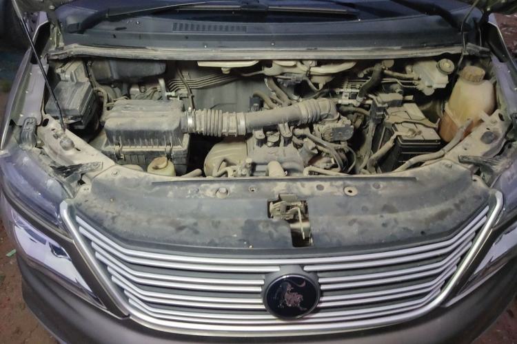 Used FORTHING Lingzhi 2022 M5 1.6L Practical Model 5 Seats Engine Bay
