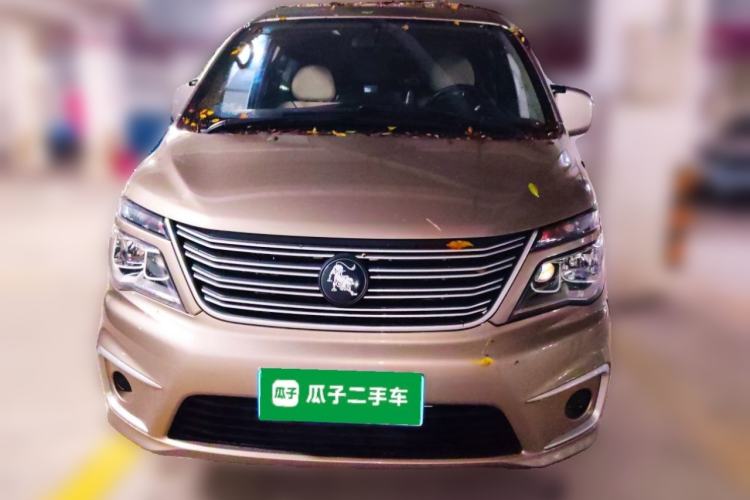 Used FORTHING Lingzhi 2022 M5L 1.6L Utility Model 7 Seats Front