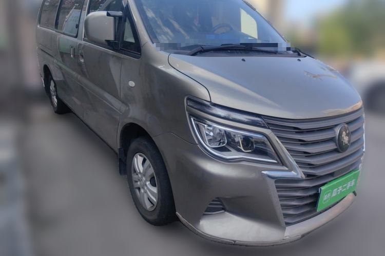 Used FORTHING Lingzhi 2022 Striving Version M5L 1.6L Base Model 9-Seater Front Right 45 Deg