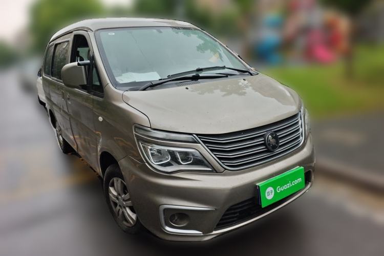Used FORTHING Lingzhi 2022 M5 1.6L Practical Model 5 Seats Front Right 45 Deg