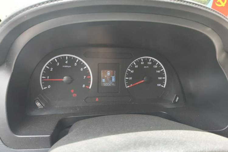 Used FORTHING Lingzhi 2022 M5 1.6L Practical 7-Seater Instrument Cluster