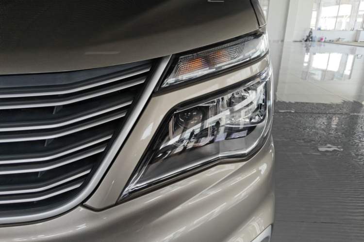 Used FORTHING Lingzhi 2022 M5 1.6L Practical 7-Seater Left Front Headlight