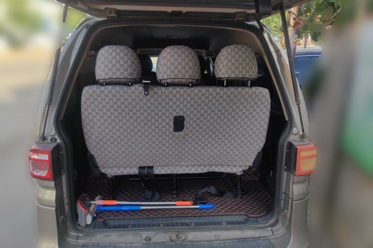 Used FORTHING Lingzhi 2022 Striving Version M5L 1.6L Base Model 9-Seater Trunk