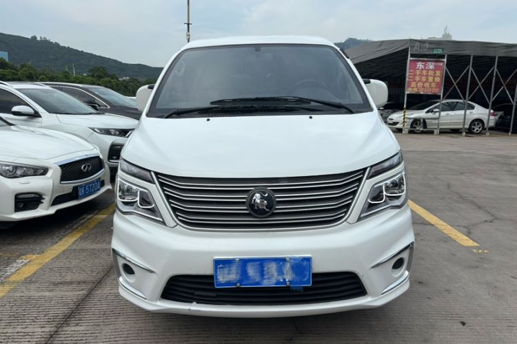 Used FORTHING Lingzhi 2022 M5L 2.0L Utility Model 7 Seats Exterior 1