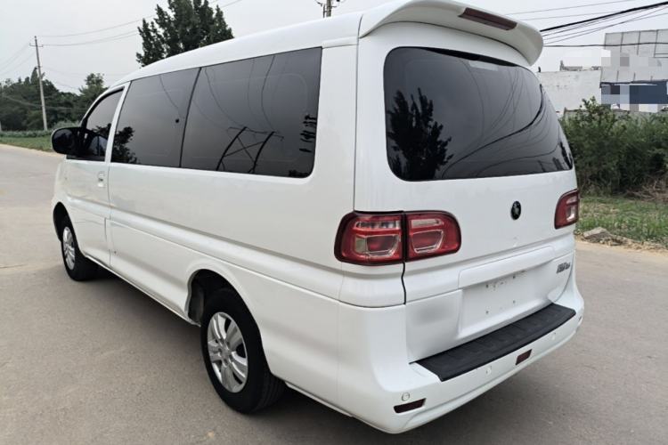 Used FORTHING Lingzhi 2022 Entry-Level M5L 1.6L Comfort Version 7 Seats Exterior 2