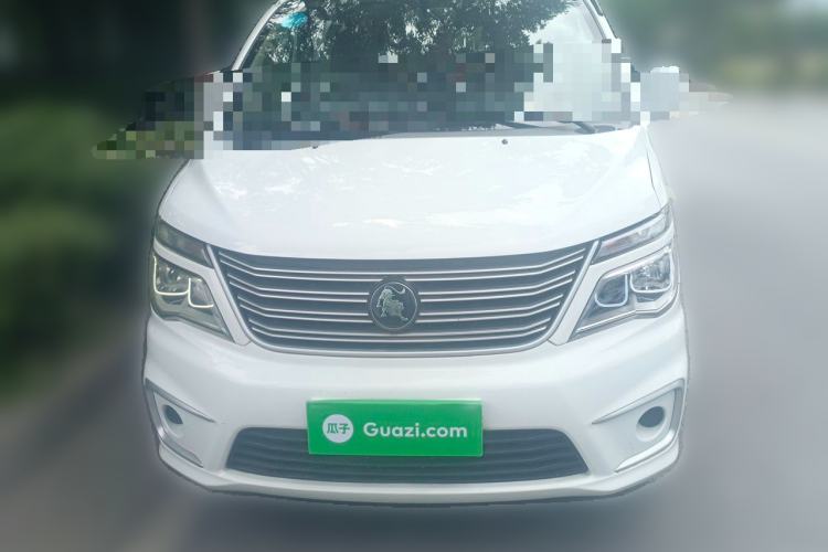Used FORTHING Lingzhi 2022 M5L 1.6L Utility Model 7 Seats Front