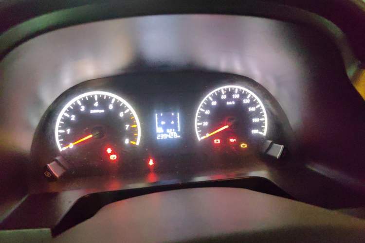 Used FORTHING Lingzhi 2022 V3 1.6L Base Model 2 Seats Instrument Cluster