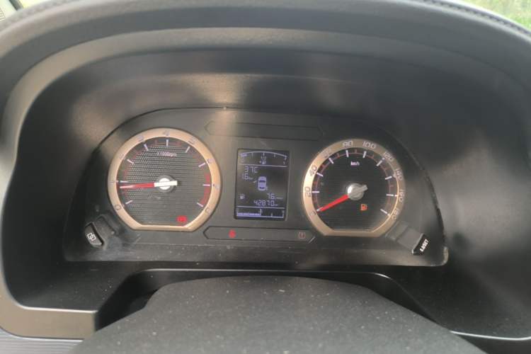 Used FORTHING Lingzhi 2022 Entry-Level M5L 1.6L Comfort Version 7 Seats Instrument Cluster