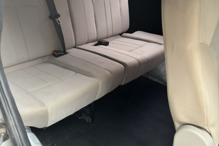 Used FORTHING Lingzhi 2022 M5L 2.0L Utility Model 7 Seats Interior 3