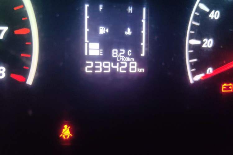 Used FORTHING Lingzhi 2022 V3 1.6L Base Model 2 Seats Odometer Close Up