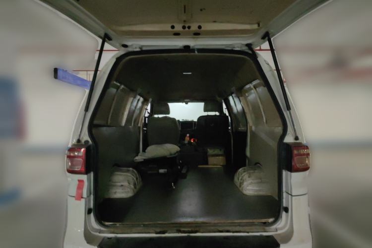Used FORTHING Lingzhi 2022 V3 1.6L Base Model 2 Seats Trunk