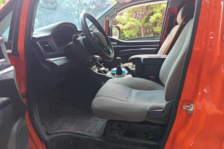 Used FORTHING Lingzhi 2022 V3 1.6L Base Model 2 Seats Left Front Seat