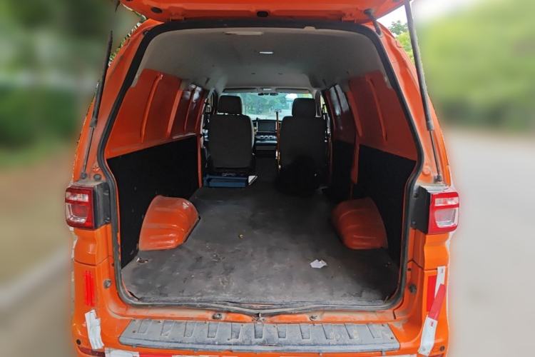 Used FORTHING Lingzhi 2022 V3 1.6L Base Model 2 Seats Trunk