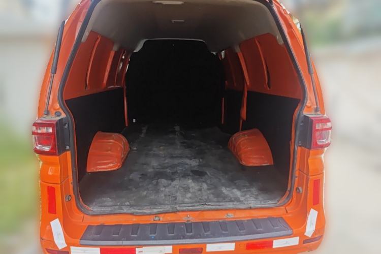 Used FORTHING Lingzhi 2022 V3 1.6L Base Model 2 Seats Trunk