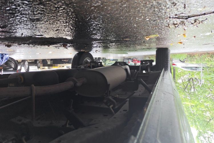 Used FORTHING Lingzhi 2023 M5L 1.6L Luxury 7-Seater Chassis Front Right