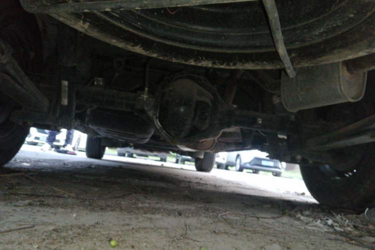 Used FORTHING Lingzhi 2023 M5L 1.6L Comfort 9-Seater Chassis Rear