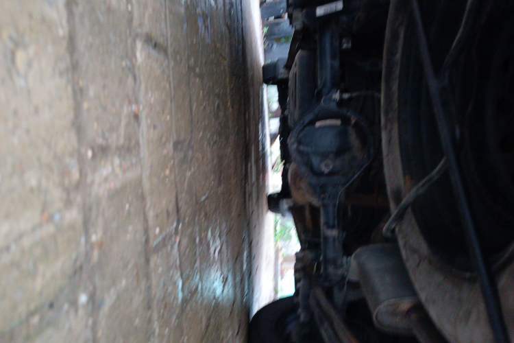 Used FORTHING Lingzhi 2023 M5L 1.6L Base Model 7 Seats Chassis Rear