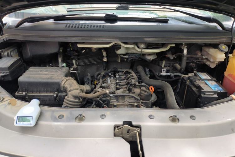 Used FORTHING Lingzhi 2023 M5L 1.6L Comfort 9-Seater Engine Bay