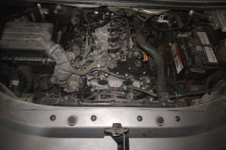 Used FORTHING Lingzhi 2023 M5L 1.6L Comfort Edition 7-Seater Engine Bay