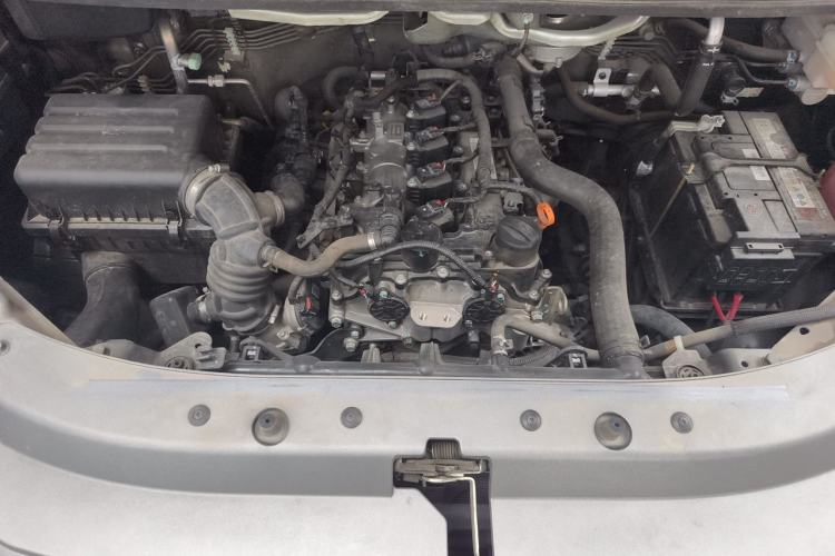 Used FORTHING Lingzhi 2023 M5L 1.6L Comfort Edition 7-Seater Engine Bay