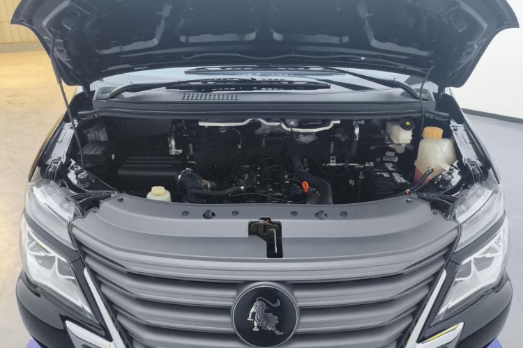 Used FORTHING Lingzhi 2023 M5L 1.6L Comfort Edition 7-Seater Engine Bay