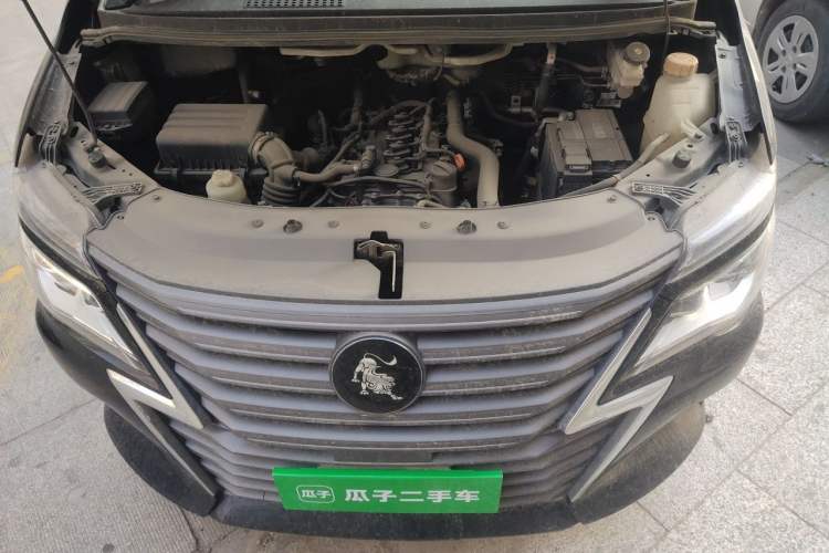 Used FORTHING Lingzhi 2023 M5L 1.6L Base Model 5 Seats Engine Bay