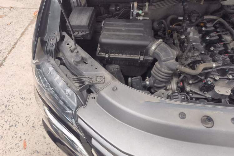 Used FORTHING Lingzhi 2023 M5L 1.6L Comfort Edition 7-Seater Engine Bay Right