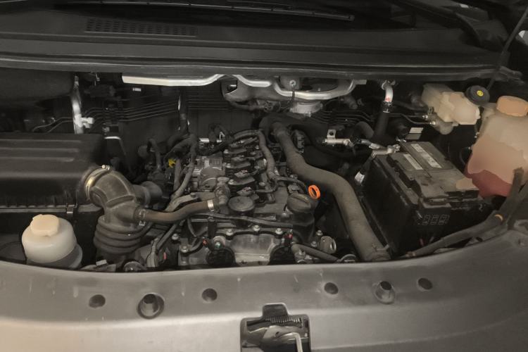 Used FORTHING Lingzhi 2023 M5L 1.6L Comfort 9-Seater Engine Bay