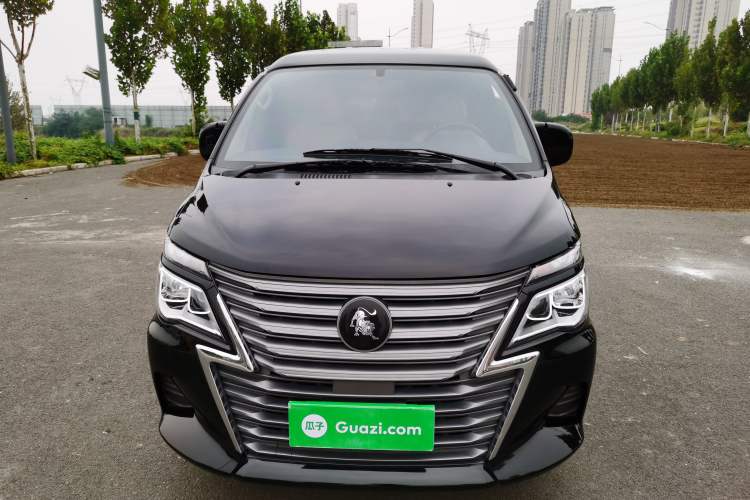 Used FORTHING Lingzhi 2023 M5L 1.6L Base Model 7 Seats Exterior 1