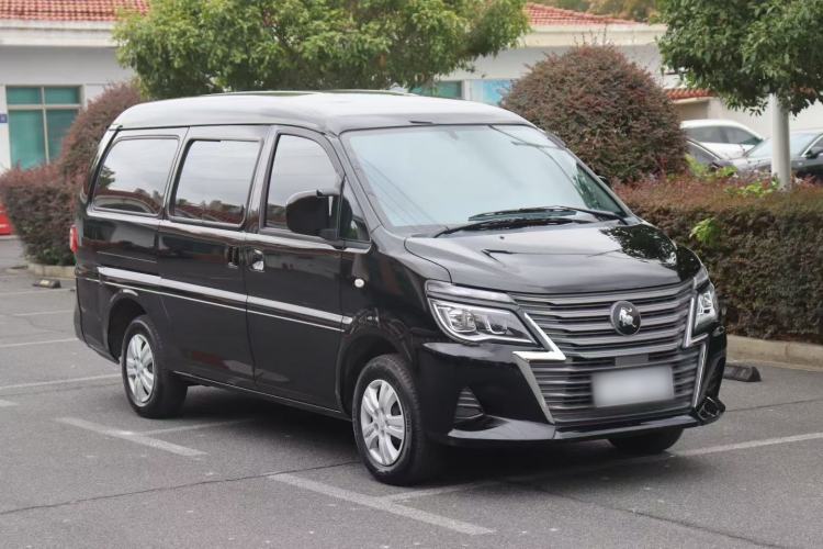 Used FORTHING Lingzhi 2023 M5L 1.6L Base Model 7 Seats Exterior 1