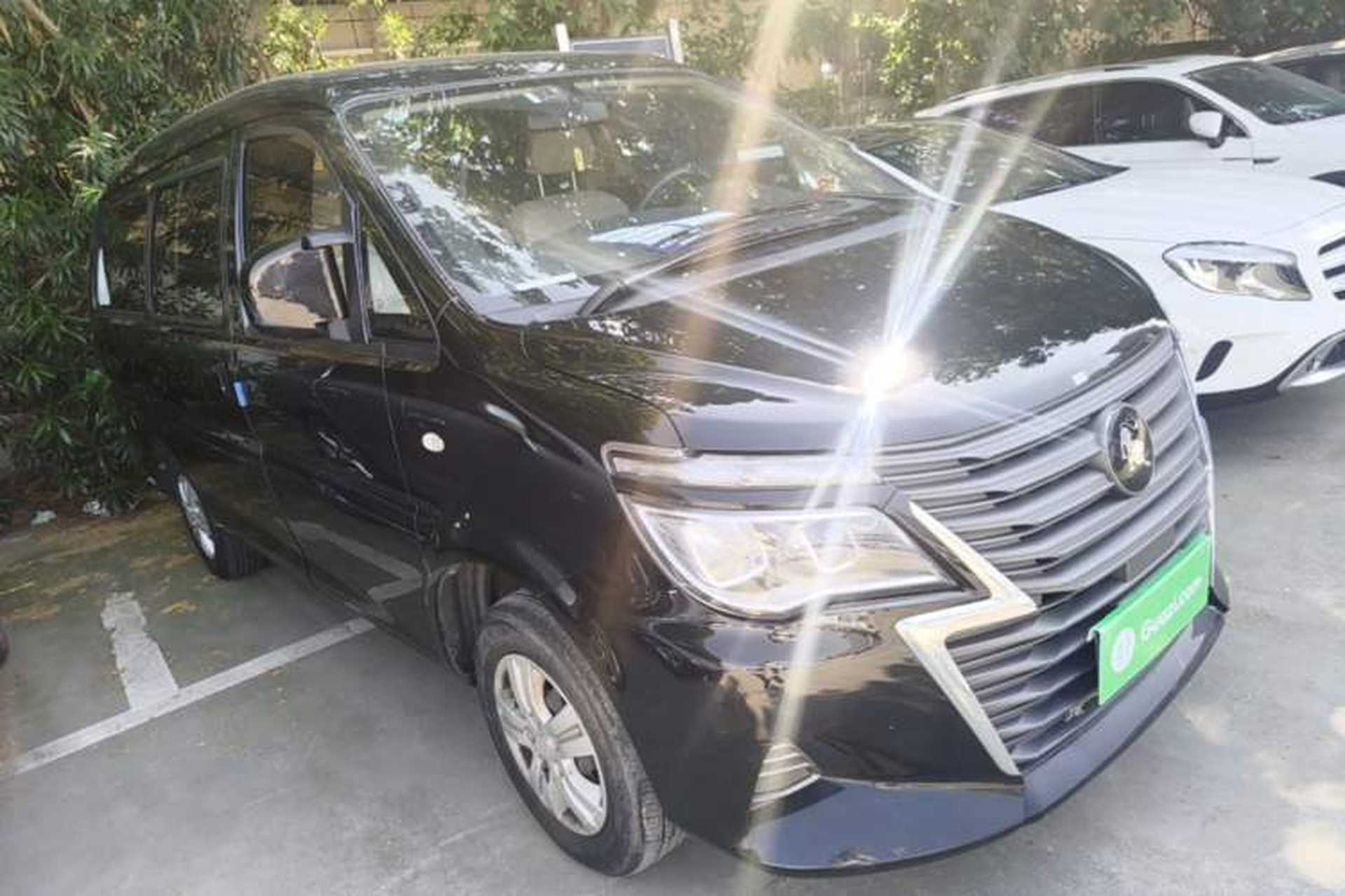 Used FORTHING Lingzhi 2023 M5L 1.6L Base Model 7 Seats Exterior 1