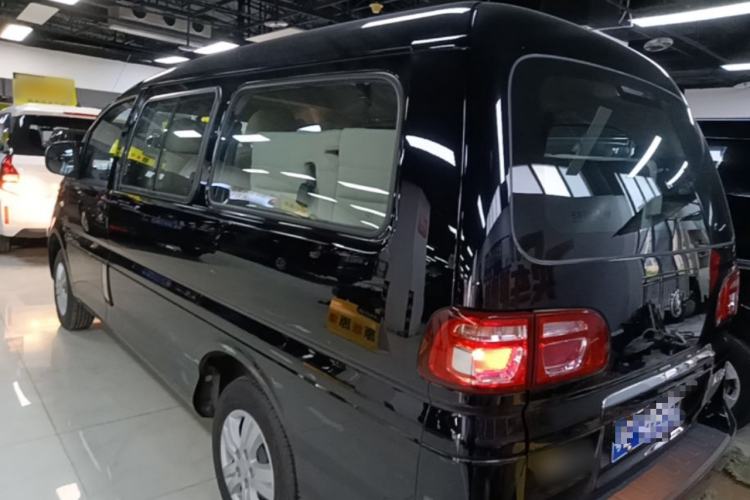 Used FORTHING Lingzhi 2023 M5L 1.6L Comfort Edition 7-Seater Exterior 2
