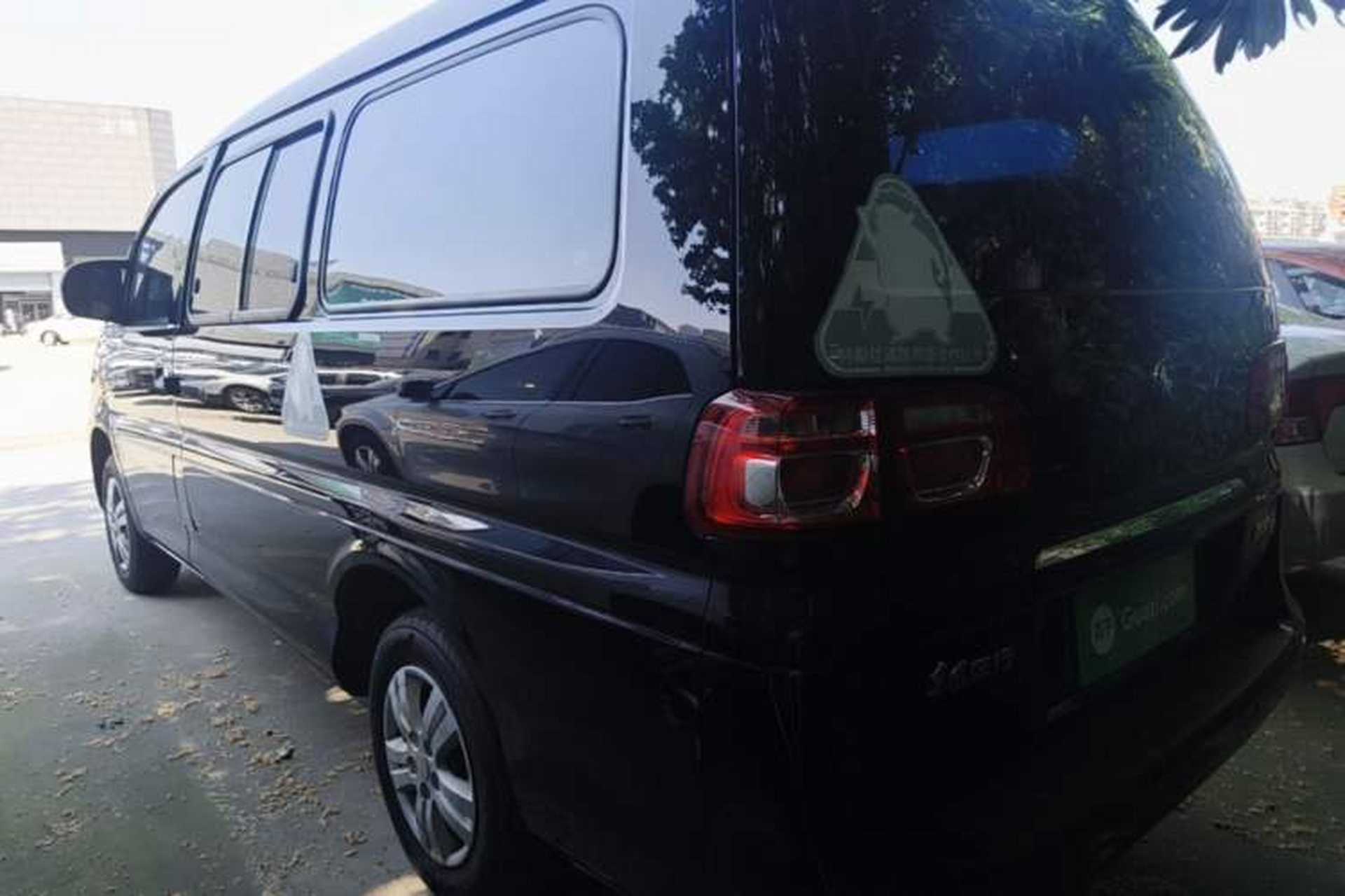Used FORTHING Lingzhi 2023 M5L 1.6L Base Model 7 Seats Exterior 2