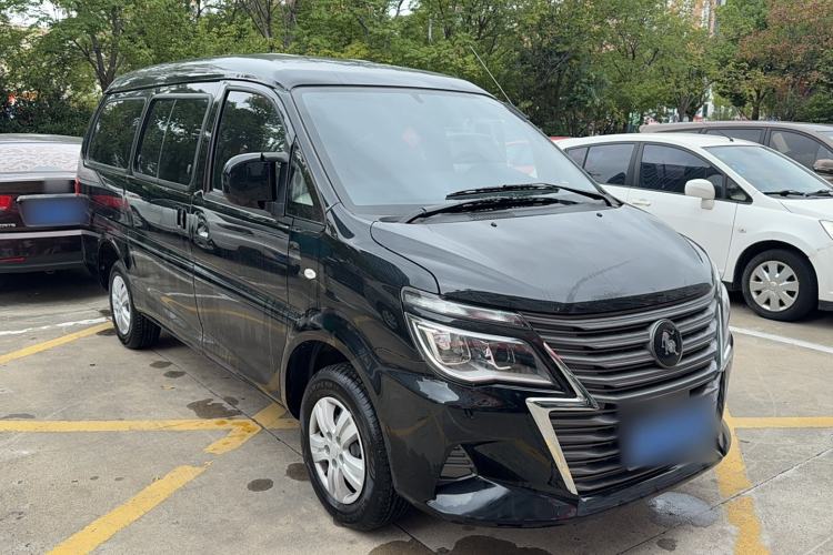 Used FORTHING Lingzhi 2023 M5L 1.6L Base Model 7 Seats Exterior 2