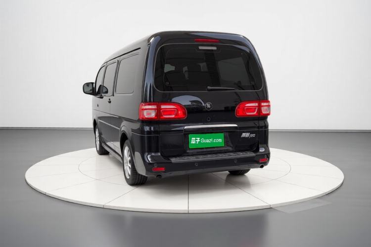 Used FORTHING Lingzhi 2023 M5L 1.6L Base Model 7 Seats Exterior 3