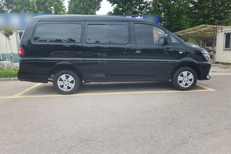 Used FORTHING Lingzhi 2023 M5L 1.6L Base Model 5 Seats Exterior 5