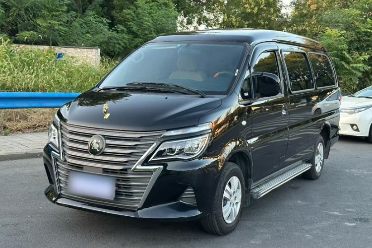 Used FORTHING Lingzhi 2023 M5L 1.6L Base Model 7 Seats Exterior 5