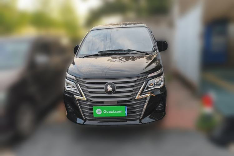Used FORTHING Lingzhi 2023 M5L 1.6L Base Model 5 Seats Front