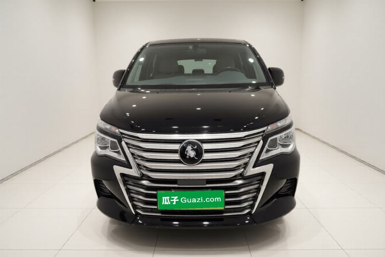 Used FORTHING Lingzhi 2023 M5L 1.6L Base Model 5 Seats Front