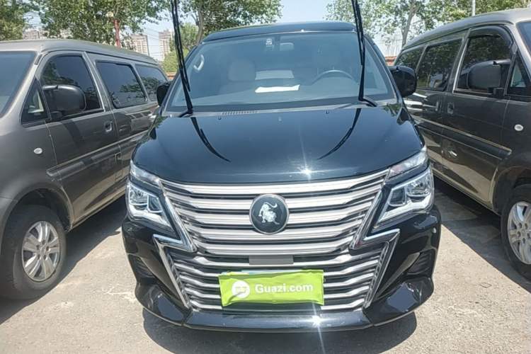 Used FORTHING Lingzhi 2023 M5L 1.6L Base Model 5 Seats Front
